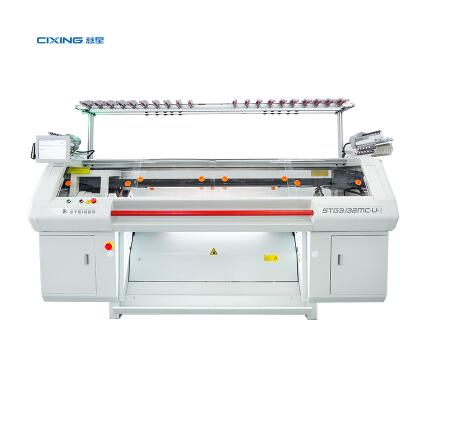 What are the advantages of flat knitting machine?