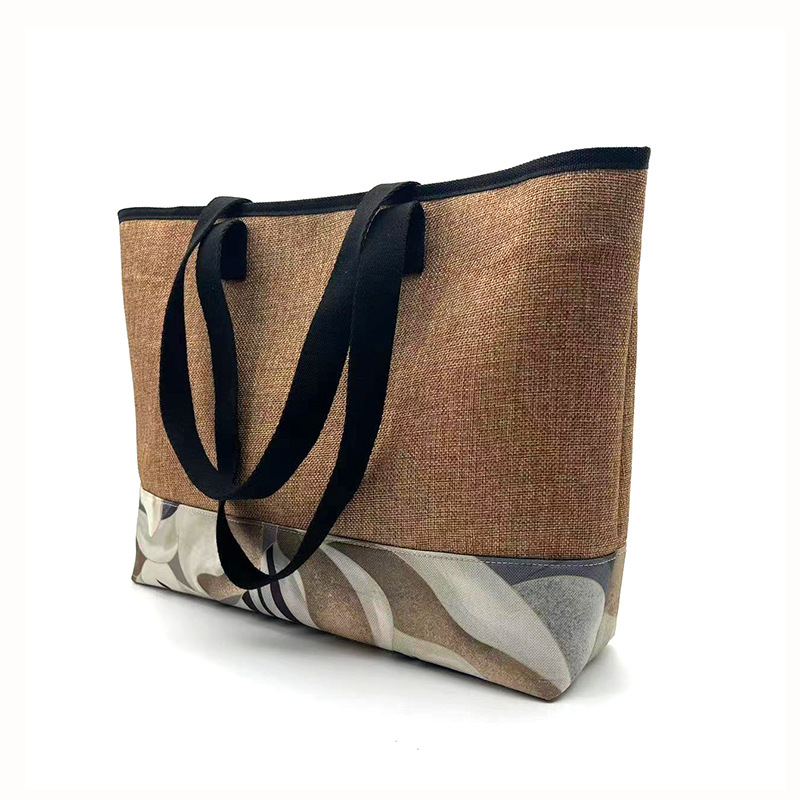 The Versatile Appeal of the Shopping Tote Bag