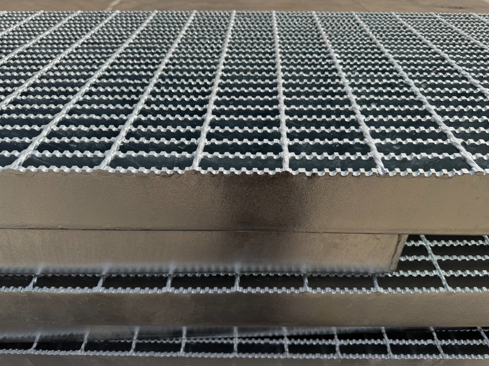 Steel Grating Manufacturer: Quality Solutions for Industrial Safety and Durability